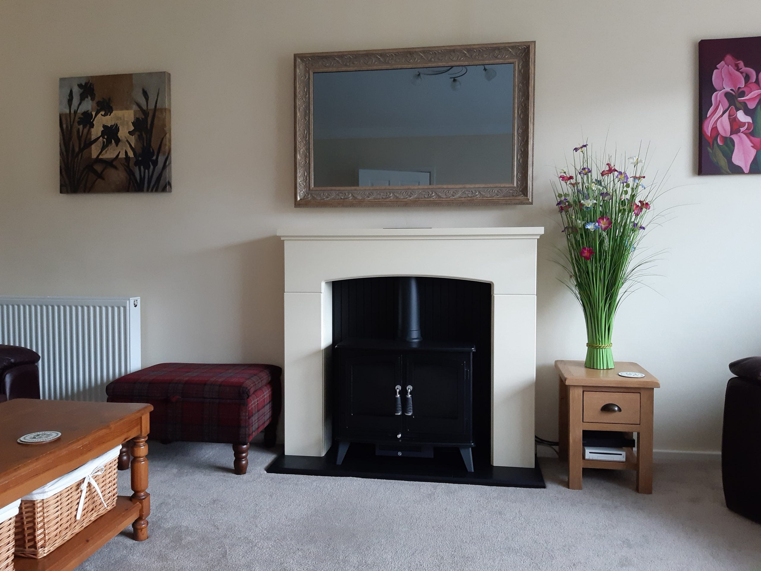 Sale 50 Inch Q60T Framed Mirror TV
